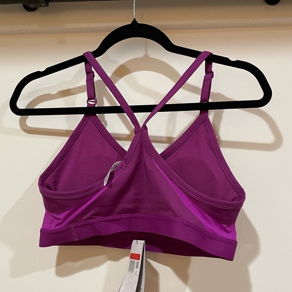 NWT Nike Sports Bra Size L - Picture 2 of 3